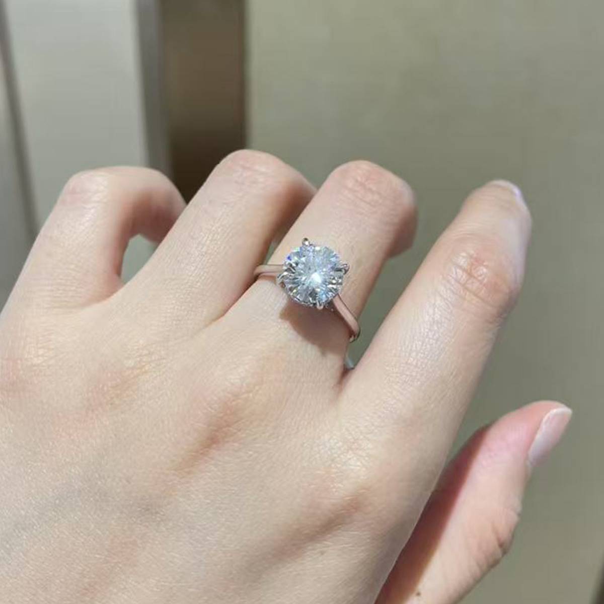 Four Claw Women's Ring S925 Silver Plated Platinum Customized Selection Main Stone Moissanite Diamond 3.0ct/Secondary Stone High Carbon Diamond